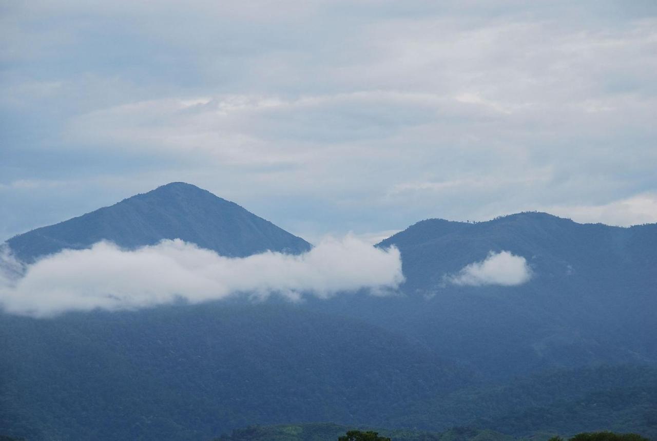 Villa Kiskadee - Beautiful Mountain Views With Private Pool เกโปส ภายนอก รูปภาพ